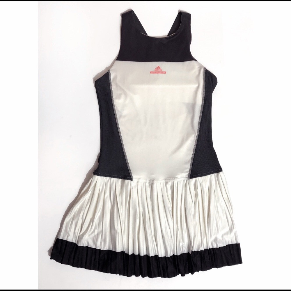 Adidas tennis dress • Stella McCartney